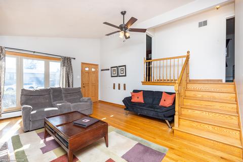 2010 Morse Ave, Des Plaines, IL 60018 photo 5