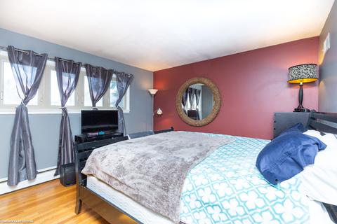 2010 Morse Ave, Des Plaines, IL 60018 photo 12