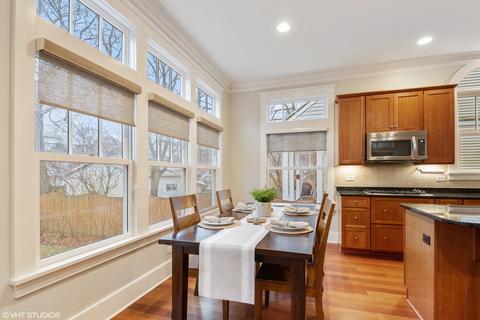 2121 Forestview Rd, Evanston, IL 60201 photo 14