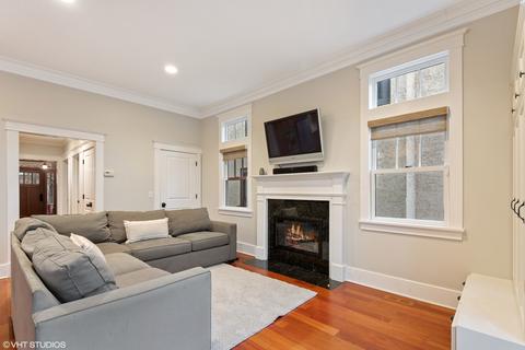2121 Forestview Rd, Evanston, IL 60201 photo 16