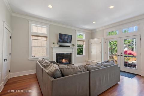 2121 Forestview Rd, Evanston, IL 60201 photo 17