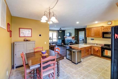 307 S Garfield St, Philo, IL 61864 photo 8
