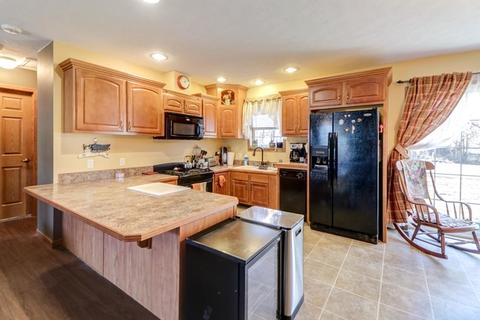 307 S Garfield St, Philo, IL 61864 photo 10