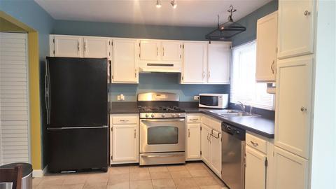 805 Tanglewood Dr, Algonquin, IL 60102 photo 7
