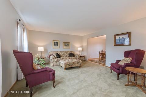 455 Appleton Dr, Batavia, IL 60510 photo 2