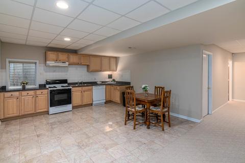 1304 Bay Meadows Dr, Bartlett, IL 60103 photo 37