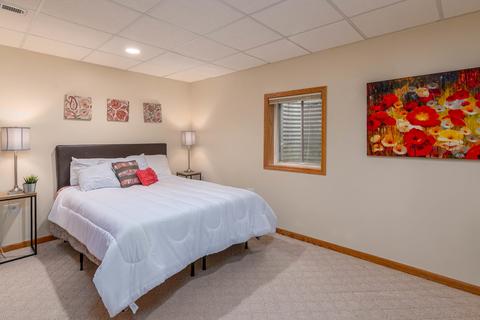 1304 Bay Meadows Dr, Bartlett, IL 60103 photo 31