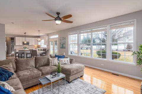 1304 Bay Meadows Dr, Bartlett, IL 60103 photo 15