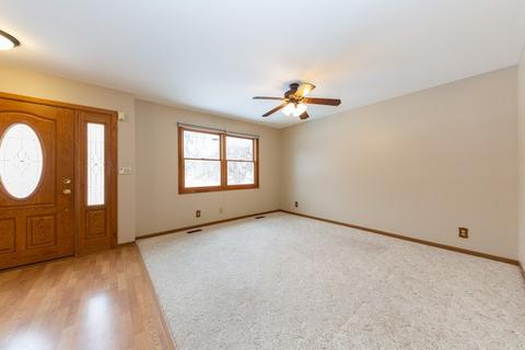 3900 Maple Ave, Mchenry, IL 60050 photo 3