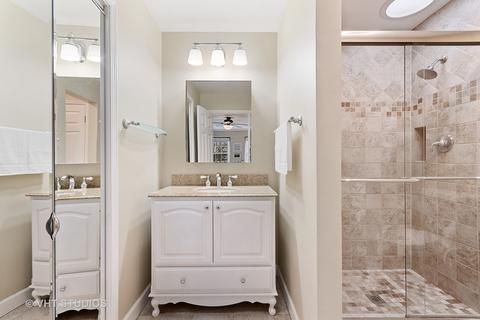 1449 Creekside Dr, Wheaton, IL 60189 photo 13