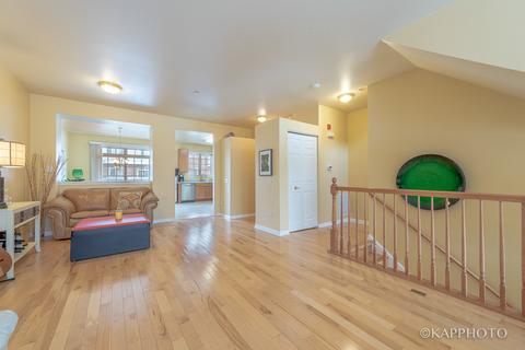 685 Prestwick Ln, Wheeling, IL 60090 photo 8