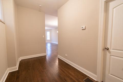 5752 S Peoria St, Chicago, IL 60621 photo 9