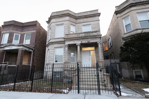 5752 S Peoria St, Chicago, IL 60621 photo 1