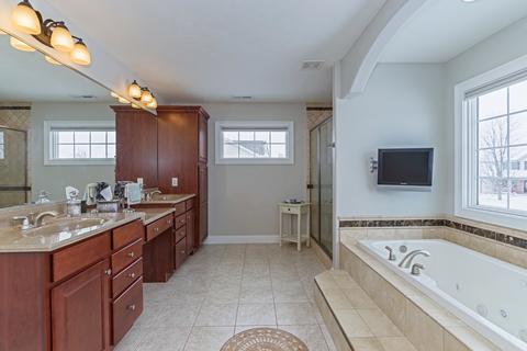 1717 Pfitzer Rd, Normal, IL 61761 photo 27
