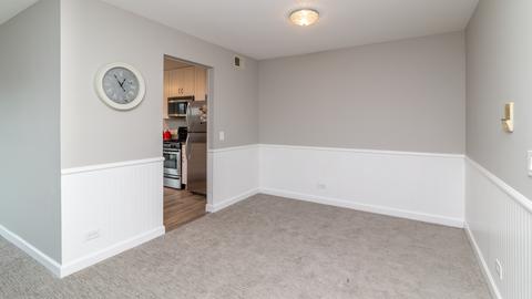 686 Scanlon Dr #A2, Wheeling, IL 60090 photo 12