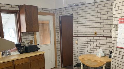 8015 White Ave, Lyons, IL 60534 photo 10
