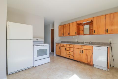 910 S Duncan Rd, Champaign, IL 61821 photo 6