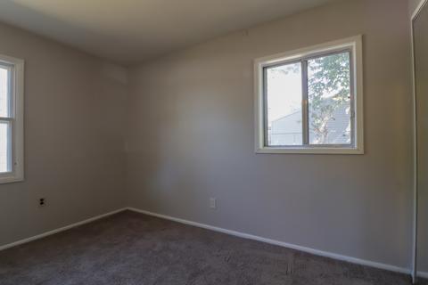 910 S Duncan Rd, Champaign, IL 61821 photo 11