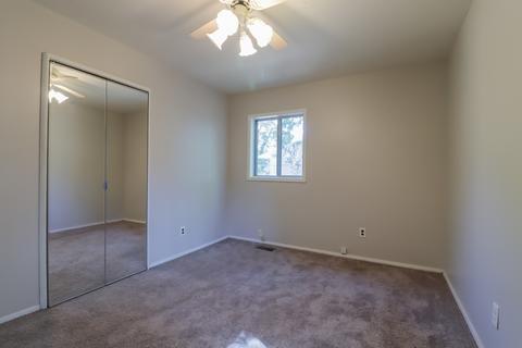 910 S Duncan Rd, Champaign, IL 61821 photo 14
