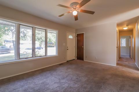 910 S Duncan Rd, Champaign, IL 61821 photo 3