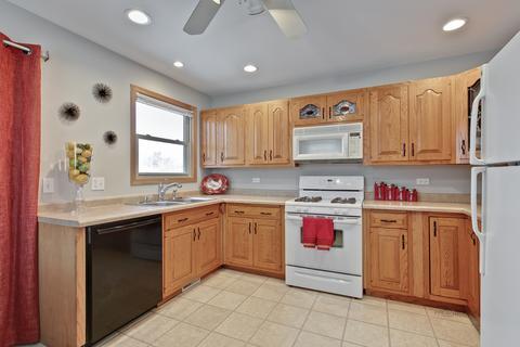 2402 Fremont St, Rolling Meadows, IL 60008 photo 7