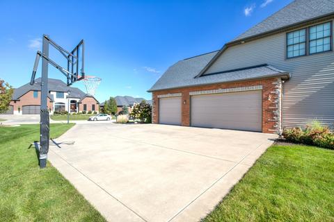 3719 Yellowstone Dr, Normal, IL 61761 photo 4