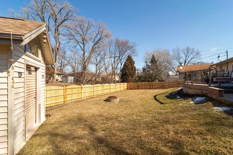 40 Flagstaff Ln, Hoffman Estates, IL 60169 photo 18
