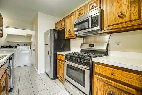 2008 Garden Ter, Hoffman Estates, IL 60169 photo 9