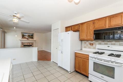 846 Tallgrass Dr, Bartlett, IL 60103 photo 7