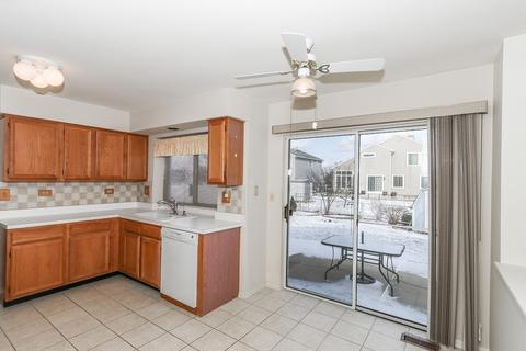 846 Tallgrass Dr, Bartlett, IL 60103 photo 9