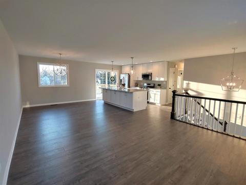 1966 Nottingham Ln, Wheaton, IL 60189 photo 3