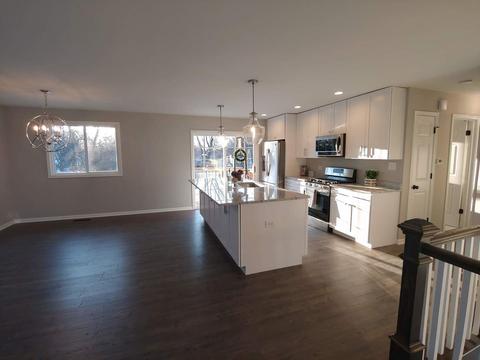 1966 Nottingham Ln, Wheaton, IL 60189 photo 4
