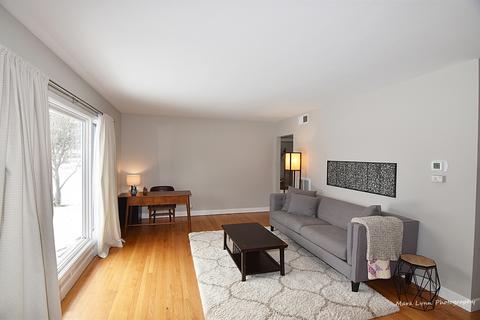 930 Webster Ave, Wheaton, IL 60187 photo 4