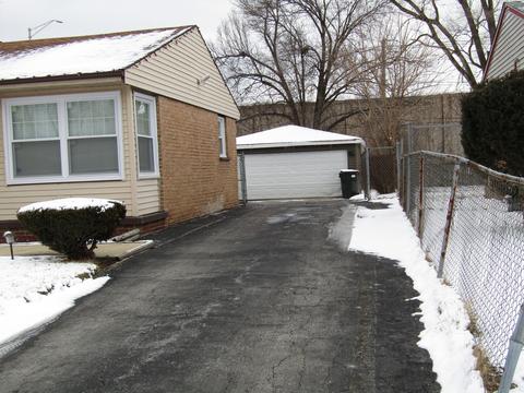 16223 Oxford Dr, Markham, IL 60428 photo 2