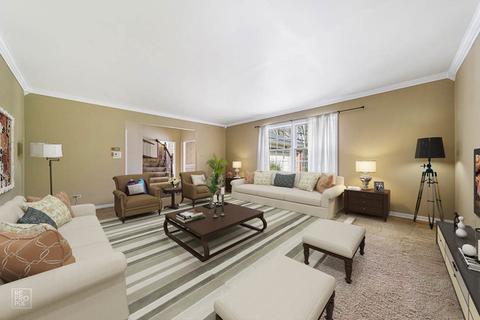 1573 Killdeer Dr, Naperville, IL 60565 photo 2