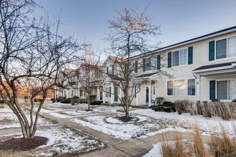 788 County Line Rd, Aurora, IL 60502 photo 2