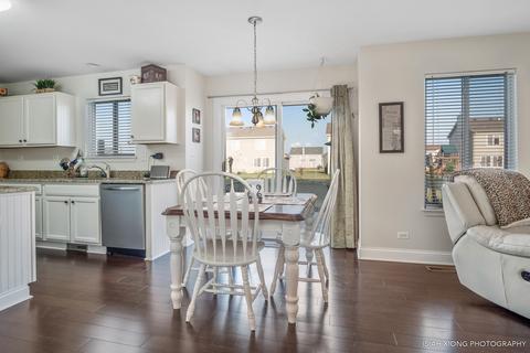 1016 Canham St, Plano, IL 60545 photo 5