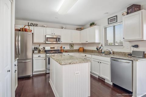 1016 Canham St, Plano, IL 60545 photo 4