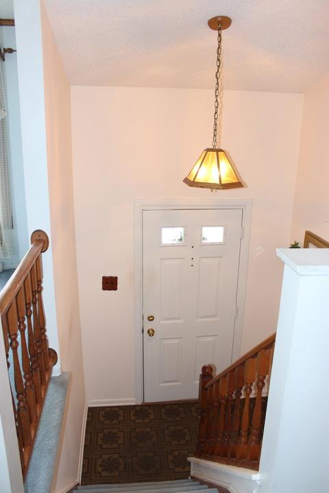 12809 E Playfield Dr, Crestwood, IL 60445 photo 4