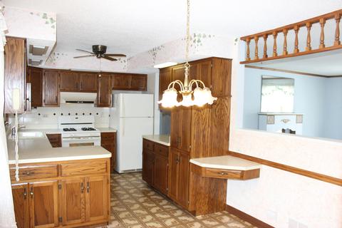 12809 E Playfield Dr, Crestwood, IL 60445 photo 10