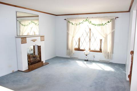 12809 E Playfield Dr, Crestwood, IL 60445 photo 6