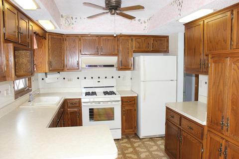 12809 E Playfield Dr, Crestwood, IL 60445 photo 14