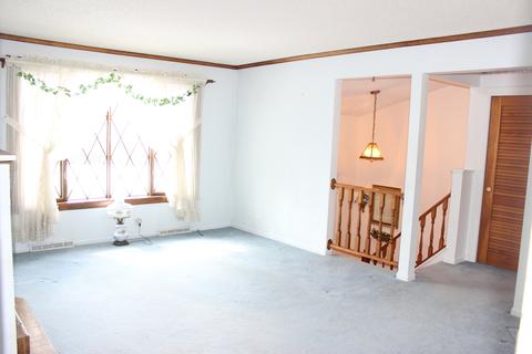 12809 E Playfield Dr, Crestwood, IL 60445 photo 8