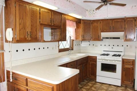12809 E Playfield Dr, Crestwood, IL 60445 photo 12