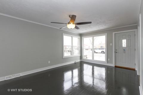 722 E 155th Pl, Phoenix, IL 60426 photo 2