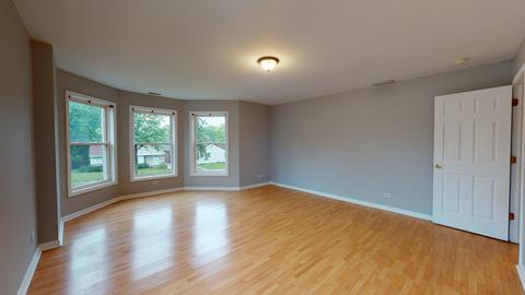 1217 Wayne Dr, Des Plaines, IL 60018 photo 23