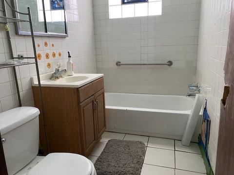 241 Calumet Blvd, Harvey, IL 60426 photo 8