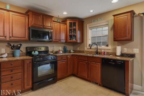 2876 Shepard Rd, Normal, IL 61761 photo 10