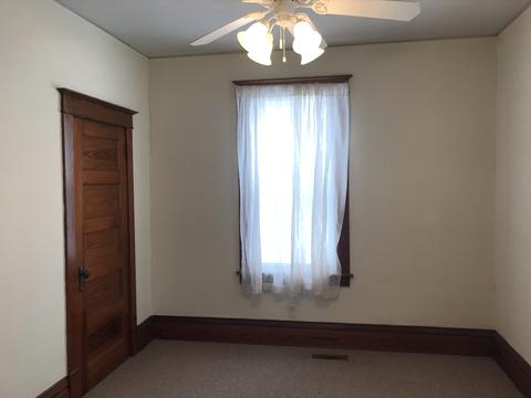 654 E Patton St, Paxton, IL 60957 photo 9