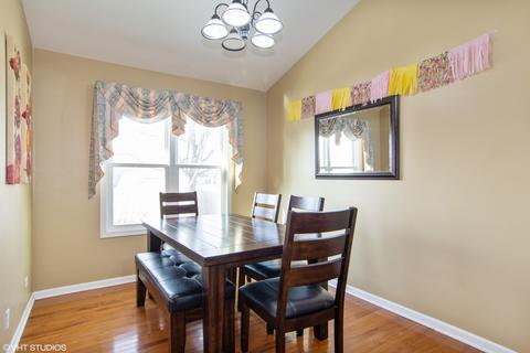 554 Adare Rd, Bartlett, IL 60103 photo 6